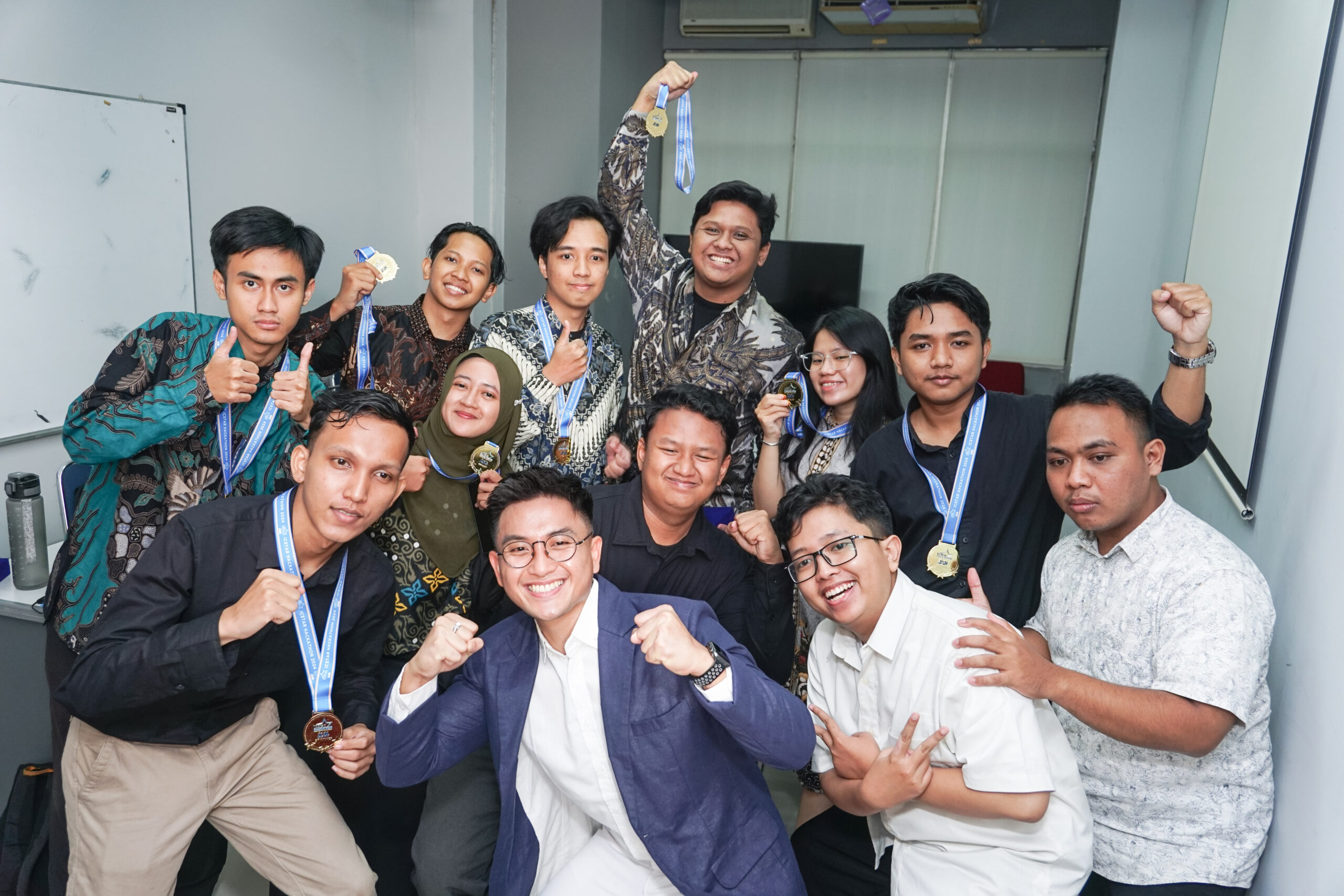 ICStar Hackathon 2025: Ini yang Harus Kamu Siapkan! - ONE Indonesia